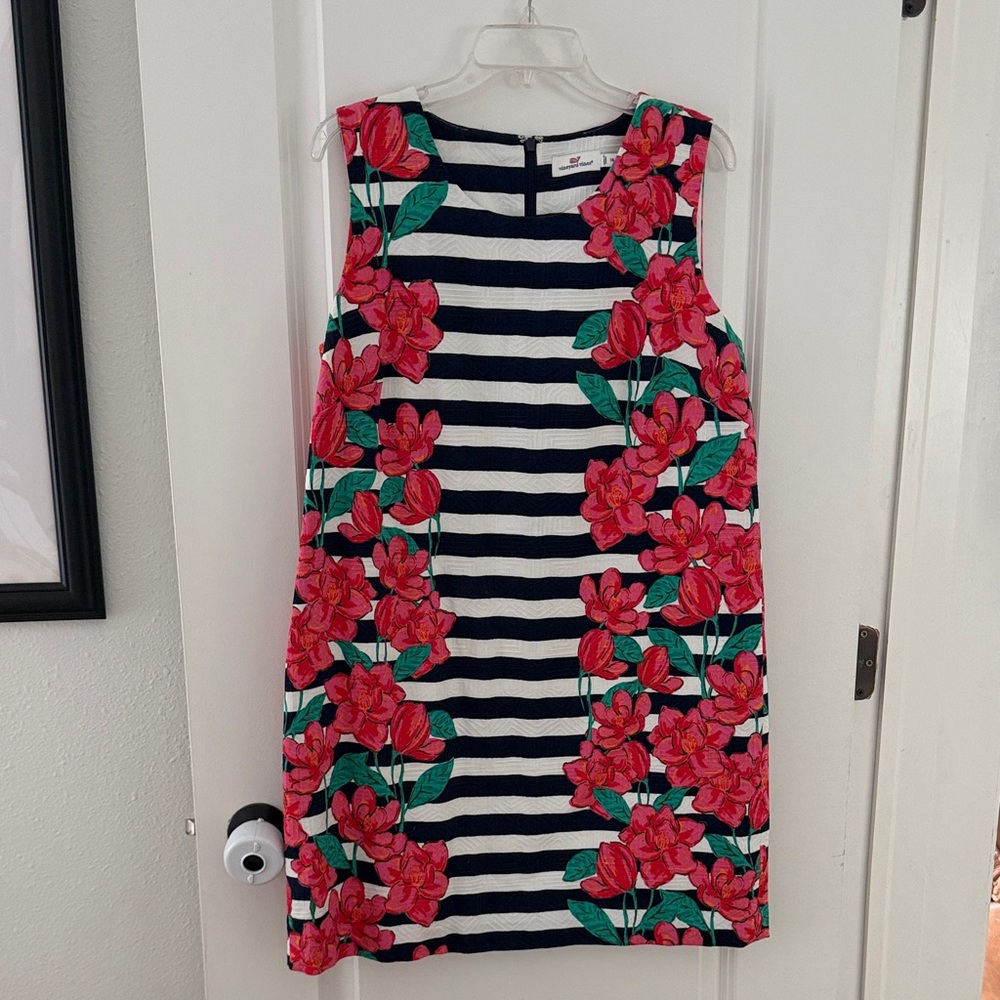 Vineyard Vines Dress